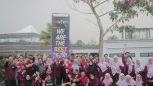 PENUTUPAN WORKSHOP PENYUSUNAN PROGRAM KERJA MADRASAH DI MAN 11 JAKARTA DIIKUTI DENGAN SUKA CITA