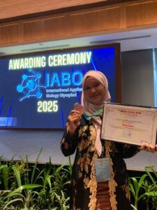 Siswi MAN 11 Jakarta Sabet Bronze Award di Ajang Internasional IABO 2025