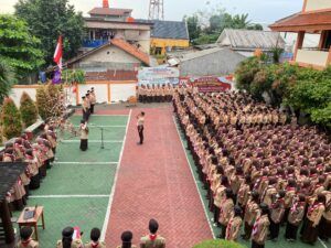 MAN 11 Jakarta Selatan Gelar Apel Hari Pramuka Nasional Ke-64 Secara Luring dan Daring