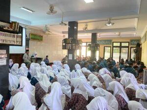 Literasi Ramadan di MAN 11 Jakarta: Bedah Buku ‘Misteri Puasa, Hemat dan Syukur’ Bersama Hasbi Sen