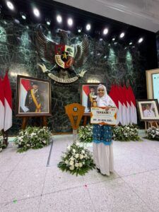 Prestasi Gemilang! Siswi MAN 11 Jakarta Selatan Raih Juara Pertama MTQ Piala Gubernur DKI Jakarta 2026